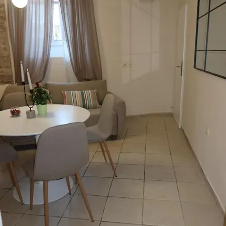 Mia Apartment