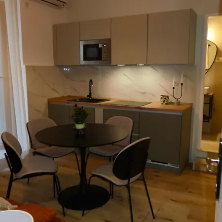Mia Apartment