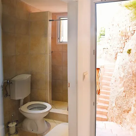 Apartman Mia *