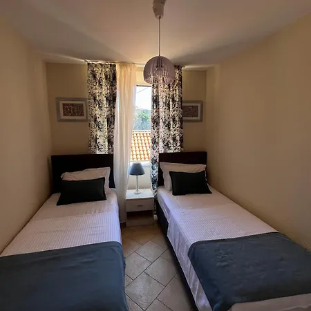Mia Dubrovnik